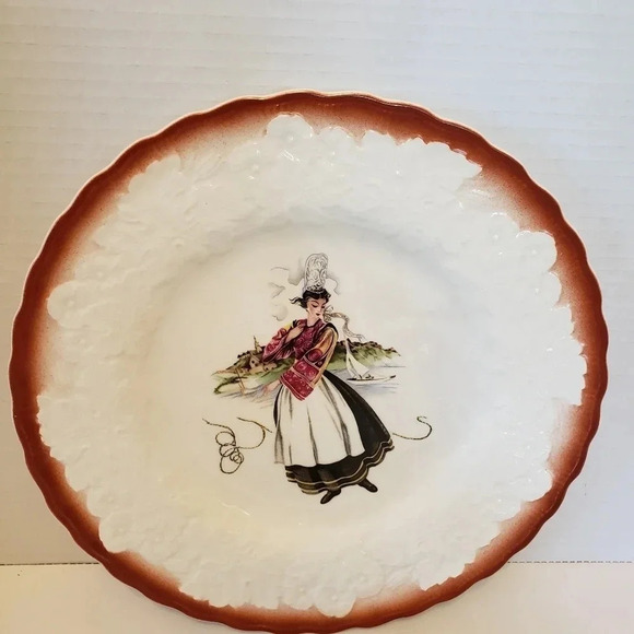 Vtg Alfred Meakin set of 2 French Costume 18th Century Porcelain Plates. - Picture 4 of 8